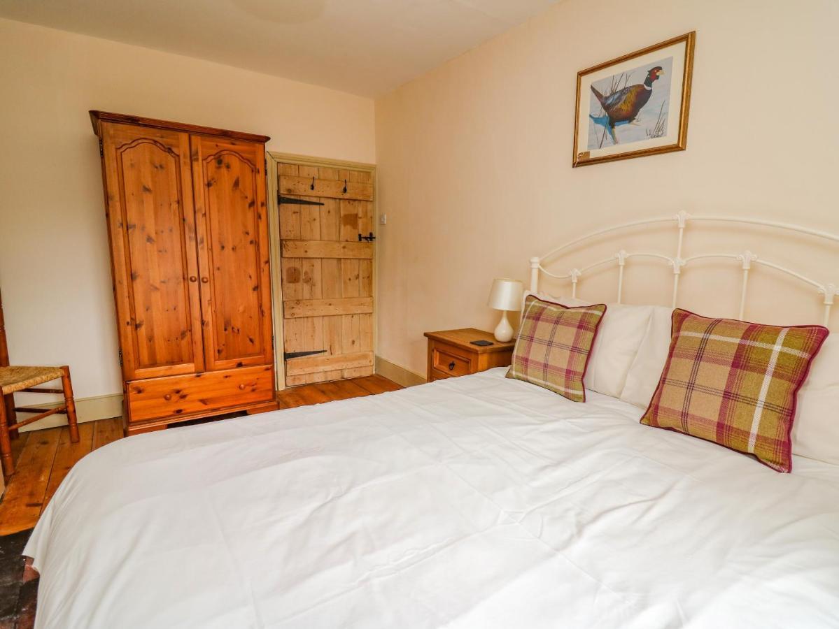 Byrdir Cottage Llanwrthwl Extérieur photo